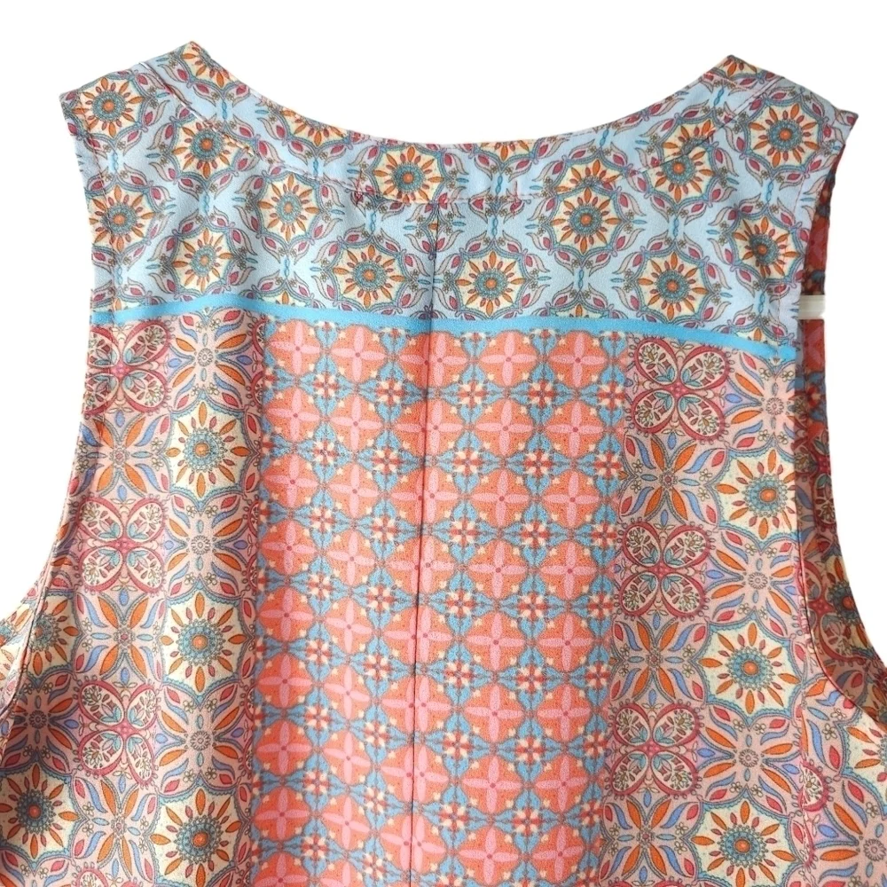 Sanctuary Clothing Women's Collage Craft Printed Sleeveless Blouse